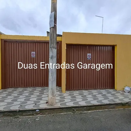 Casa A 5 Minutos A Pe Da Basilica E Da Feira Em Aparecida Villa Aparecida  Exterior photo