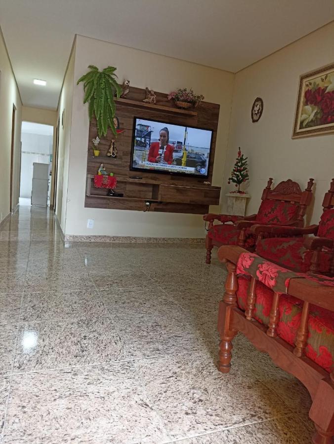 Сasa de vacaciones Casa A 5 Minutos A Pé Da Basílica E Da Feira Em Aparecida